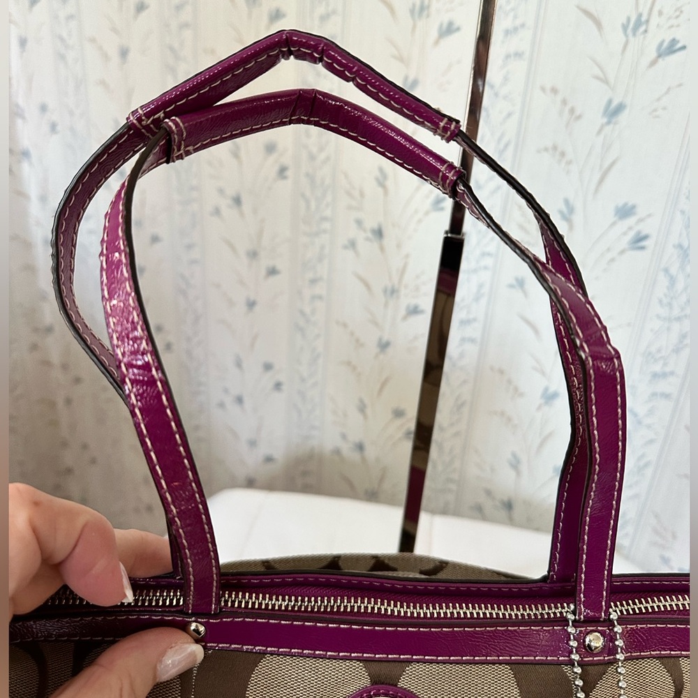 Coach Brown and Pink Tote with Signature Style - Picture 5 of 16